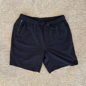 Vuori Men's Elevate Kore Black Athletic Shorts